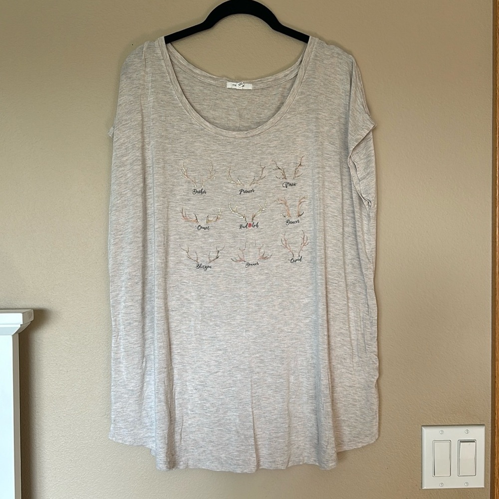 Maurices Christmas top